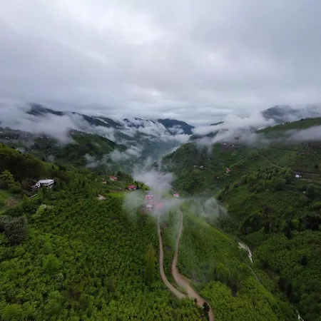شاليه Mountain House-uzunlu *